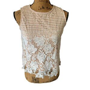 🍒 2/$20 🍒Cream Lace Over Tan Underlayment in Floral and Checked Pattern Tank S